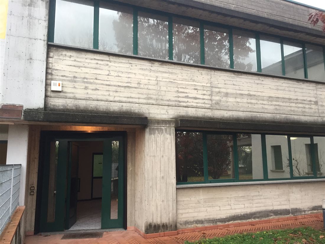 Ristrutturazione uffici in edificio industriale